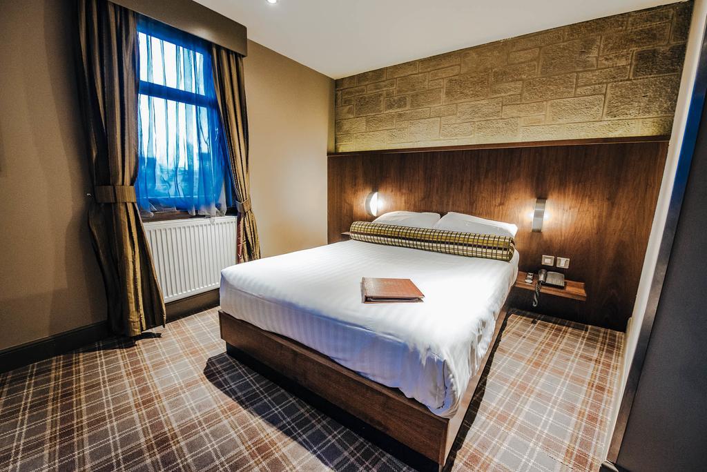 Lynnhurst Hotel Johnstone Esterno foto